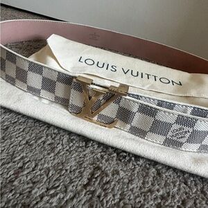 Women’s Louis Vuitton Size M